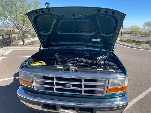 Used 1996 Ford Bronco image 5