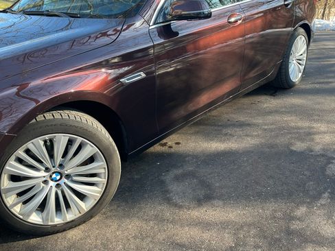 Used 2015 BMW 535i Gran Turismo xDrive image 2