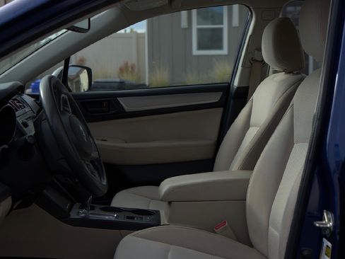 Used 2015 Subaru Outback 2.5i image 8