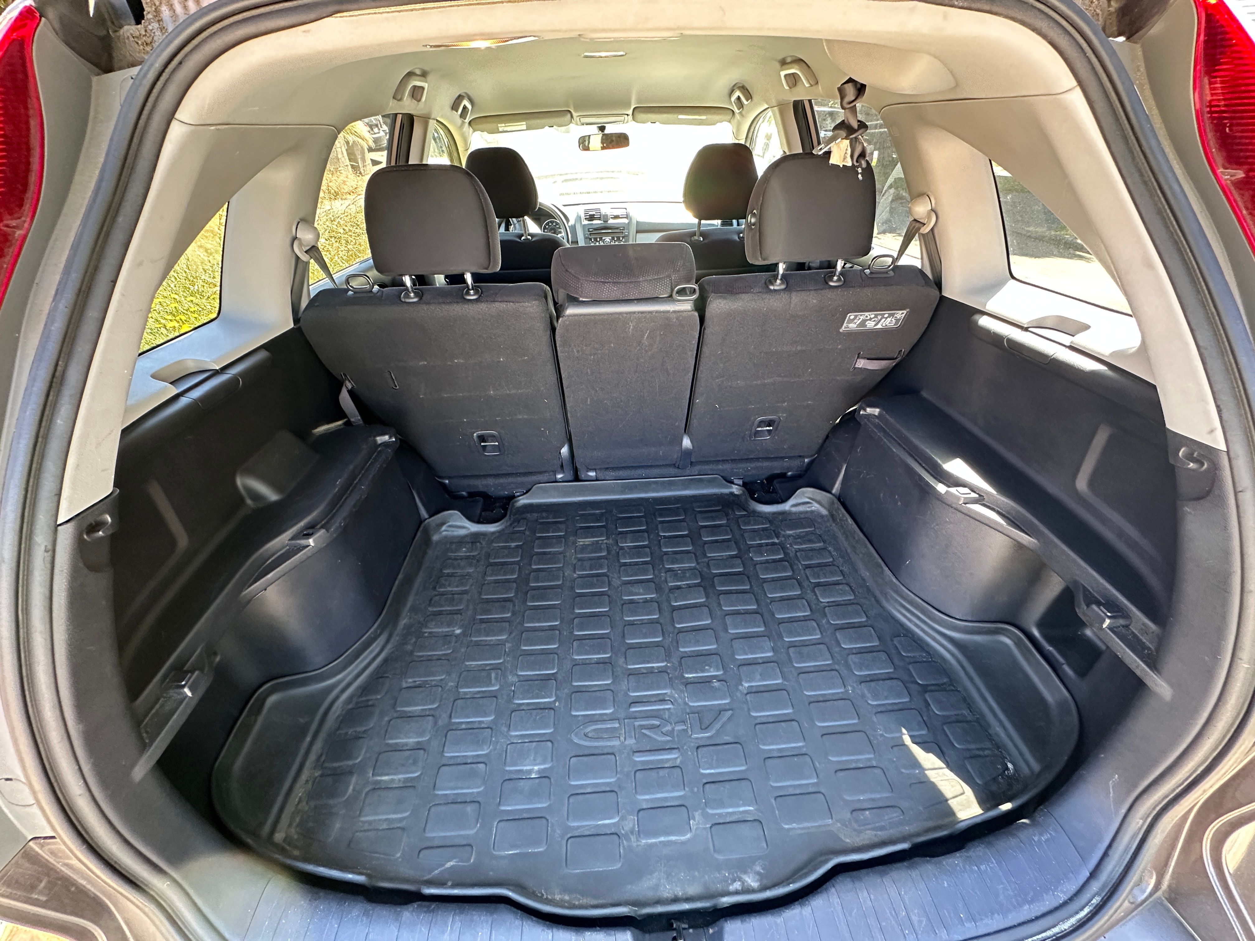 Used 2011 Honda CR-V SE image 2