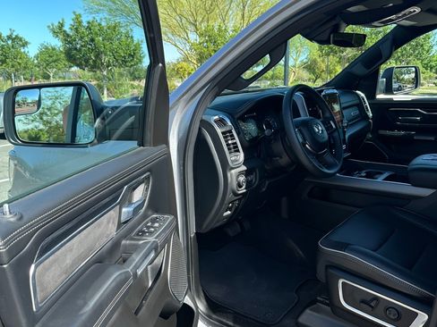 Used 2023 RAM 1500 Laramie image 9