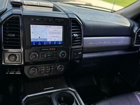 Used 2021 Ford F250 Lariat w/ Tremor Off-Road Package AWD/4WD image 21