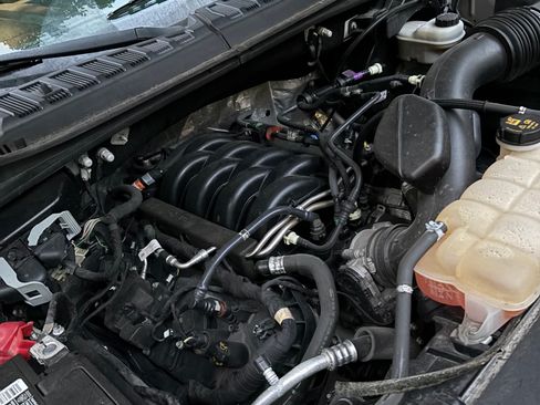 Used 2018 Ford F150 XLT AWD/4WD image 27