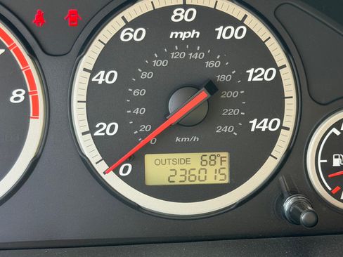 Used 2006 Honda CR-V EX image 11