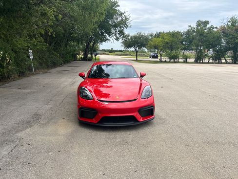 Used 2022 Porsche 718 Cayman GT4 image 6