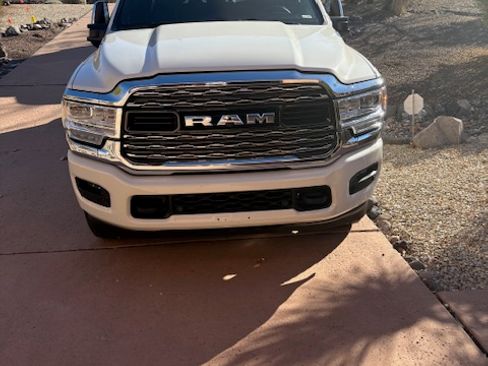Used 2024 RAM 2500 Limited image 2