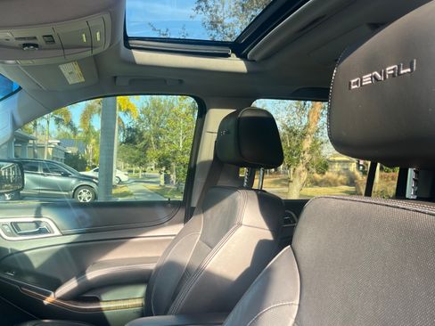 Used 2018 GMC Yukon XL Denali w/ Open Road Package image 12