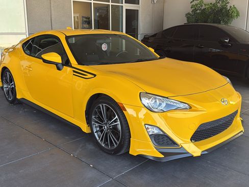 Used 2015 Scion FR-S Release Series 1.0 RWD image 1