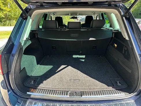 Used 2012 Volkswagen Touareg Sport AWD/4WD image 14