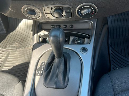 Used 2004 BMW Z4 2.5i image 19