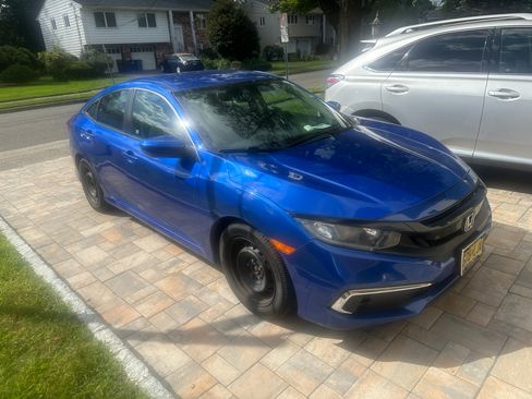 Used 2019 Honda Civic LX image 4