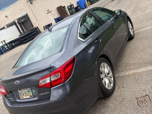 Used 2016 Subaru Legacy 2.5i Premium w/ Moonroof Package AWD/4WD image 5