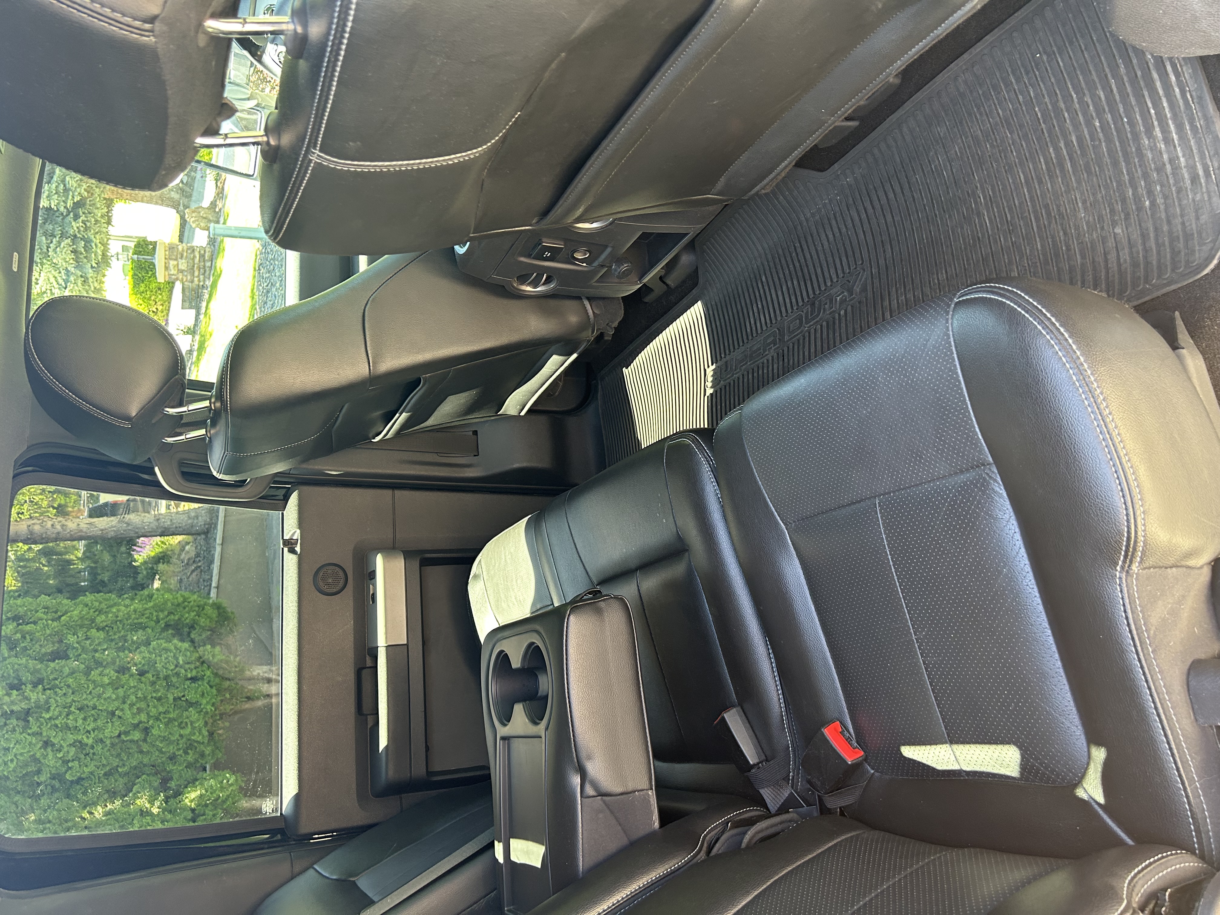 Used 2014 Ford F350 Lariat w/ Lariat Ultimate Package AWD/4WD image 14