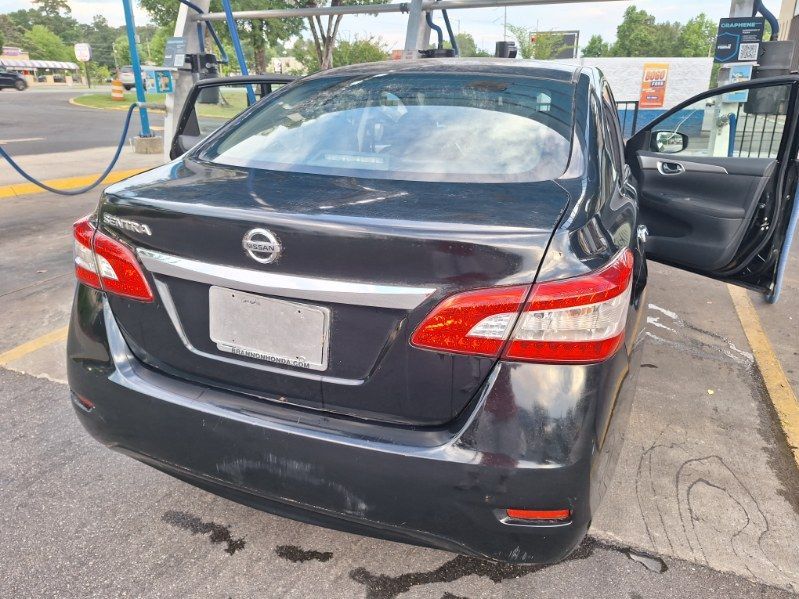 Used 2015 Nissan Sentra S FWD image 4