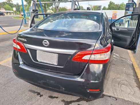 Used 2015 Nissan Sentra S image 4