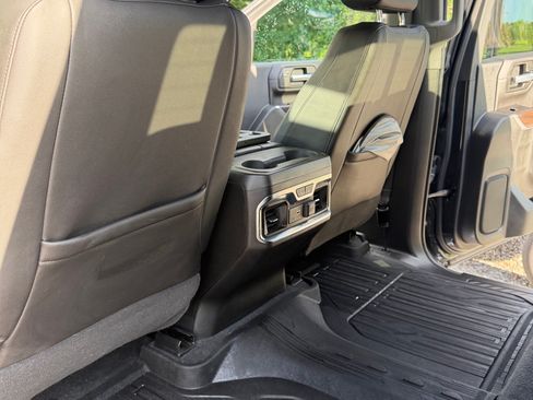 Used 2020 GMC Sierra 3500 SLT w/ SLT Premium Plus Package AWD/4WD image 11