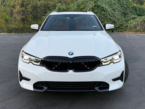 Used 2022 BMW 330i Sedan w/ Driving Assistance Package RWD image 9
