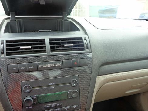 Used 2006 Ford Fusion SE image 9