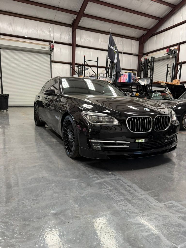 Used 2015 BMW ALPINA B7 RWD image 1