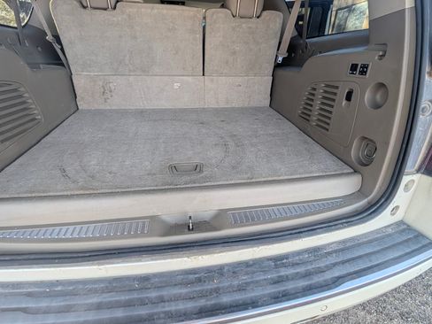 Used 2015 Chevrolet Suburban LTZ image 16