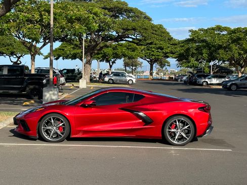 Used 2021 Chevrolet Corvette Stingray Preferred Cpe w/ Chrome Exterior Badge Package image 1