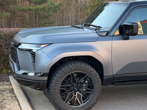 Used 2025 Lexus GX 550 w/ Cold Area Package image 2