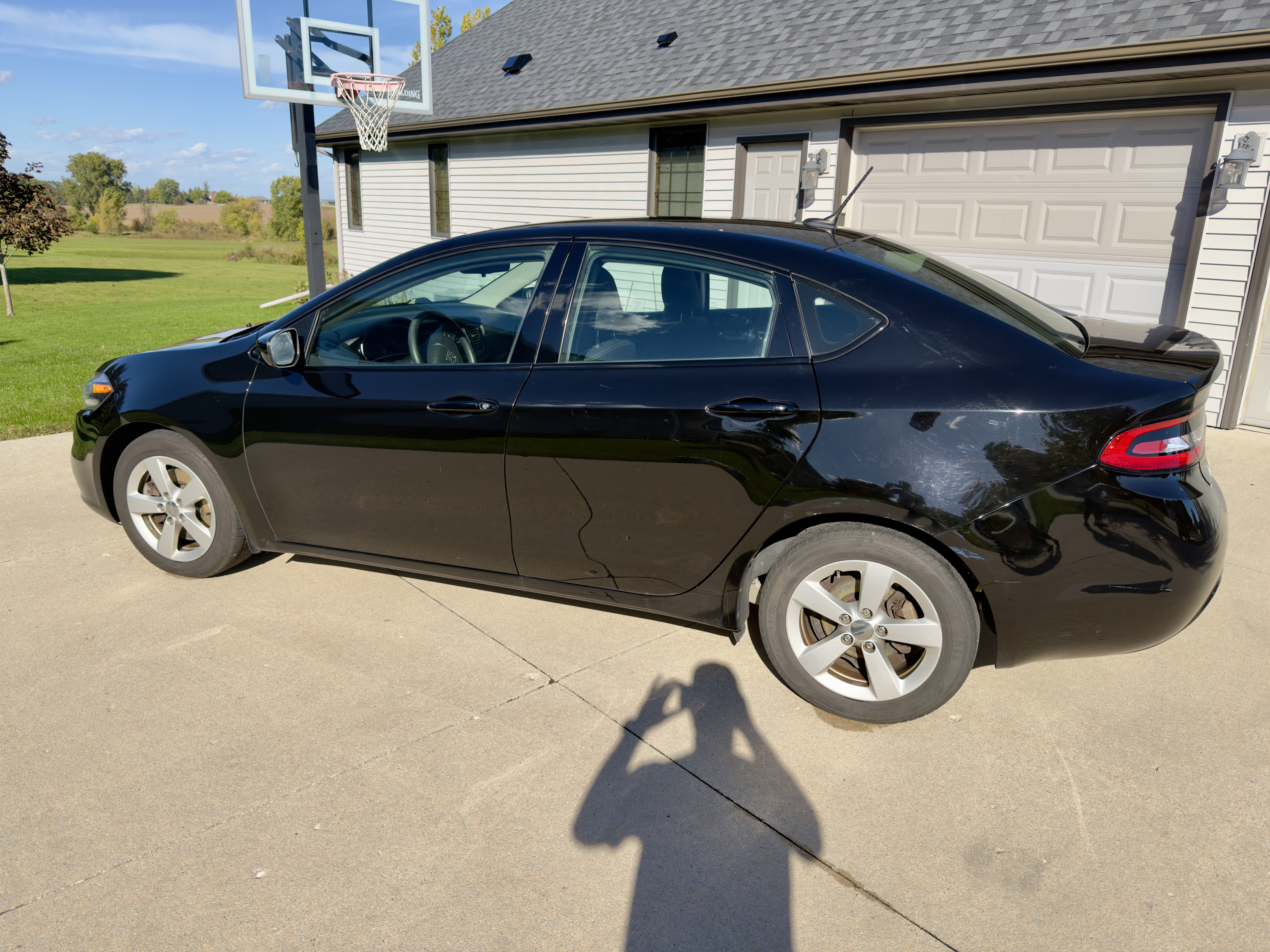 Used 2015 Dodge Dart SXT FWD image 4