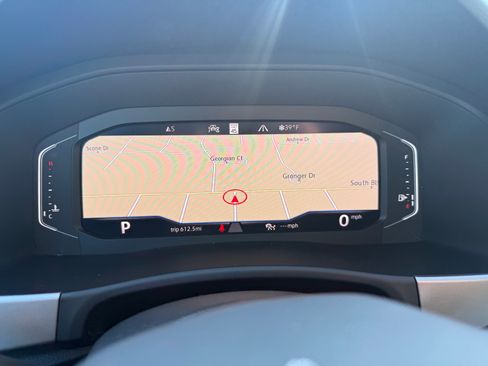 Used 2020 Volkswagen Atlas Cross Sport SEL image 5