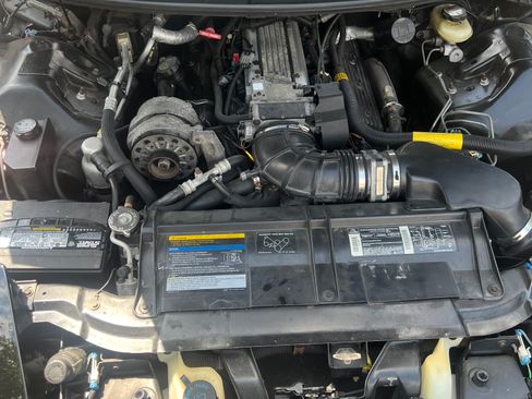 Used 1994 Pontiac Firebird Coupe RWD image 1