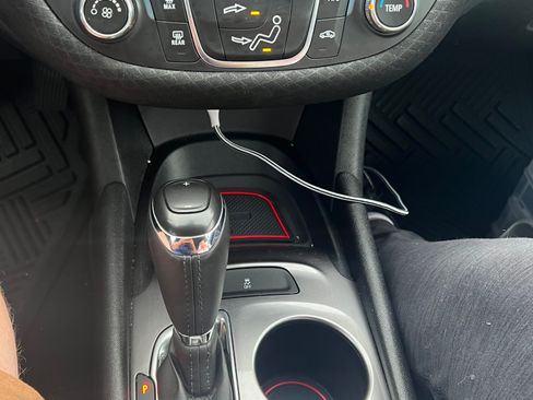 Used 2020 Chevrolet Malibu RS FWD image 10