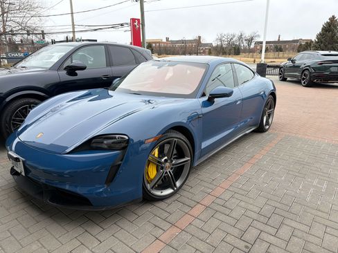 Used 2021 Porsche Taycan Turbo S image 2