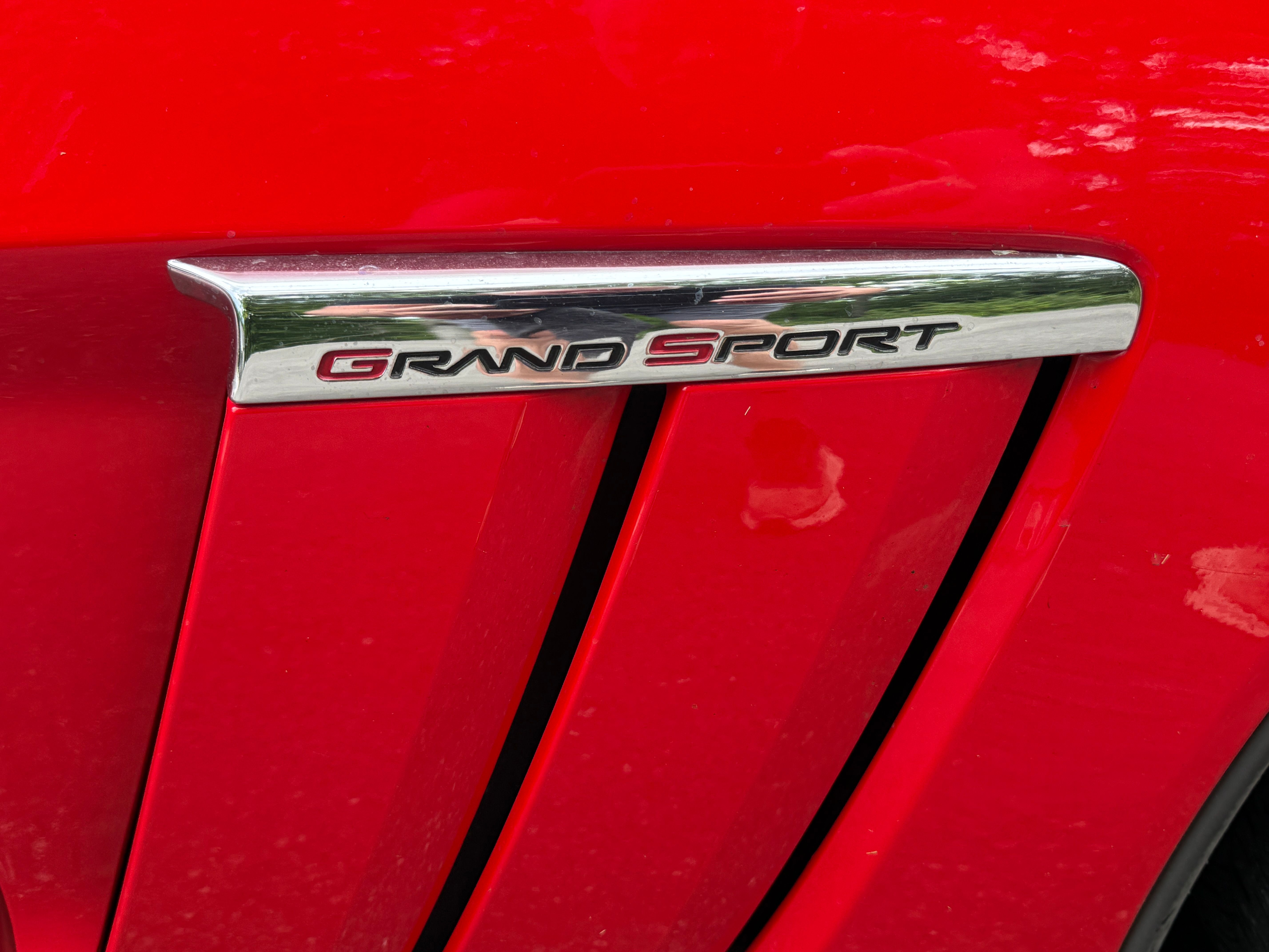 Used 2010 Chevrolet Corvette Grand Sport w/ Preferred Equipment Group RWD image 9