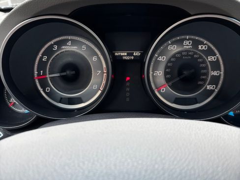 Used 2011 Acura MDX Sport Utility 4D image 2