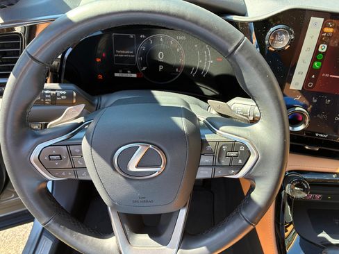 Used 2024 Lexus NX 350 350 Premium Sport Utility 4D image 9