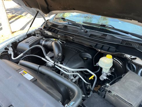 Used 2013 RAM 1500 Express image 11