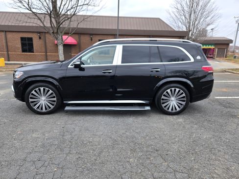 Used 2023 Mercedes-Benz Maybach GLS 600 4MATIC image 27