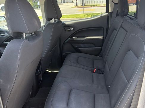 Used 2018 GMC Canyon SLE w/ SLE Convenience Package RWD image 11