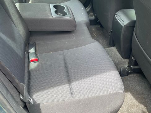 Used 2011 MAZDA MAZDA3 i Touring FWD image 6