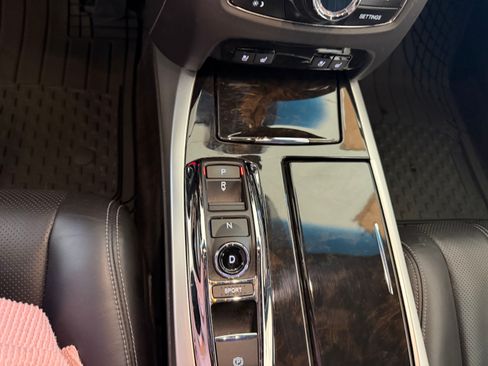 Used 2020 Acura RLX Sport Hybrid w/ Advance Pkg image 13