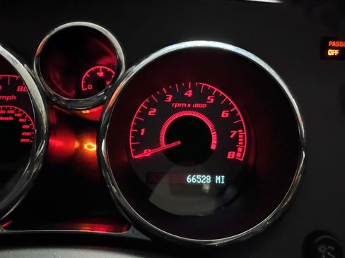 Used 2008 Pontiac Solstice Convertible w/ Premium Package image 7