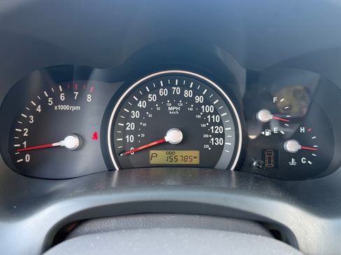 Used 2008 Kia Sedona LX FWD image 5