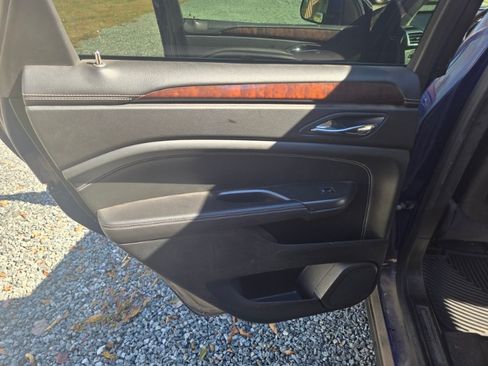 Used 2012 Cadillac SRX Premium image 15