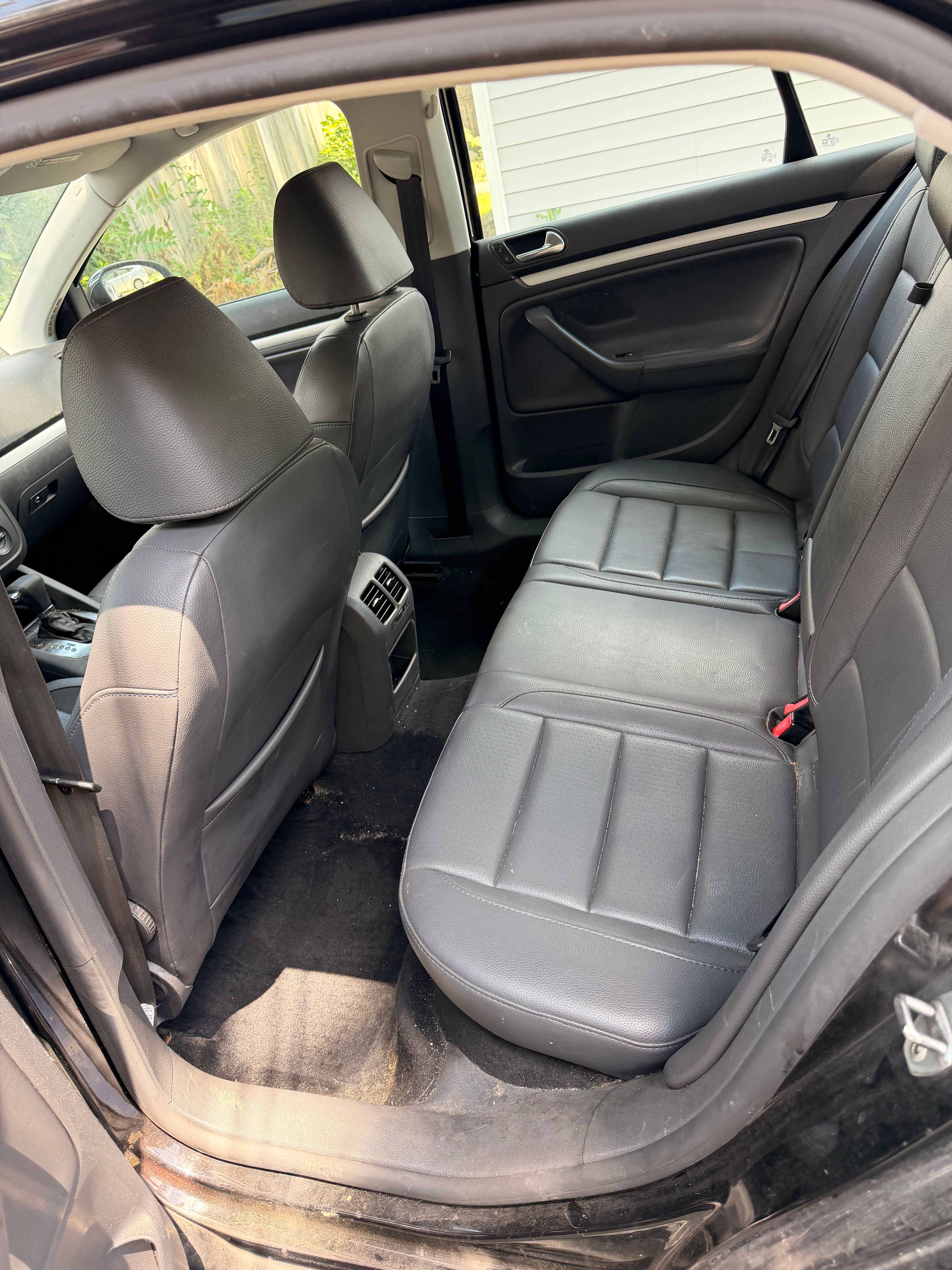 Used 2009 Volkswagen Jetta SE FWD image 16