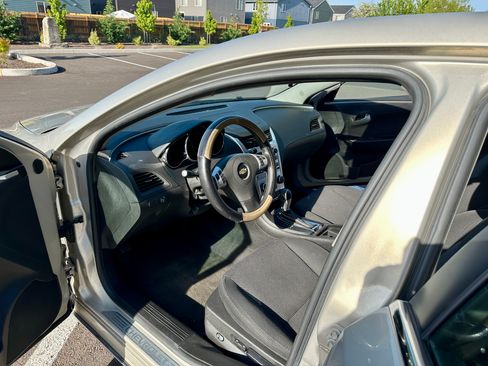 Used 2012 Chevrolet Malibu LT w/ Power Convenience Package FWD image 12