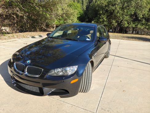 Used 2011 BMW M3 Sedan image 5