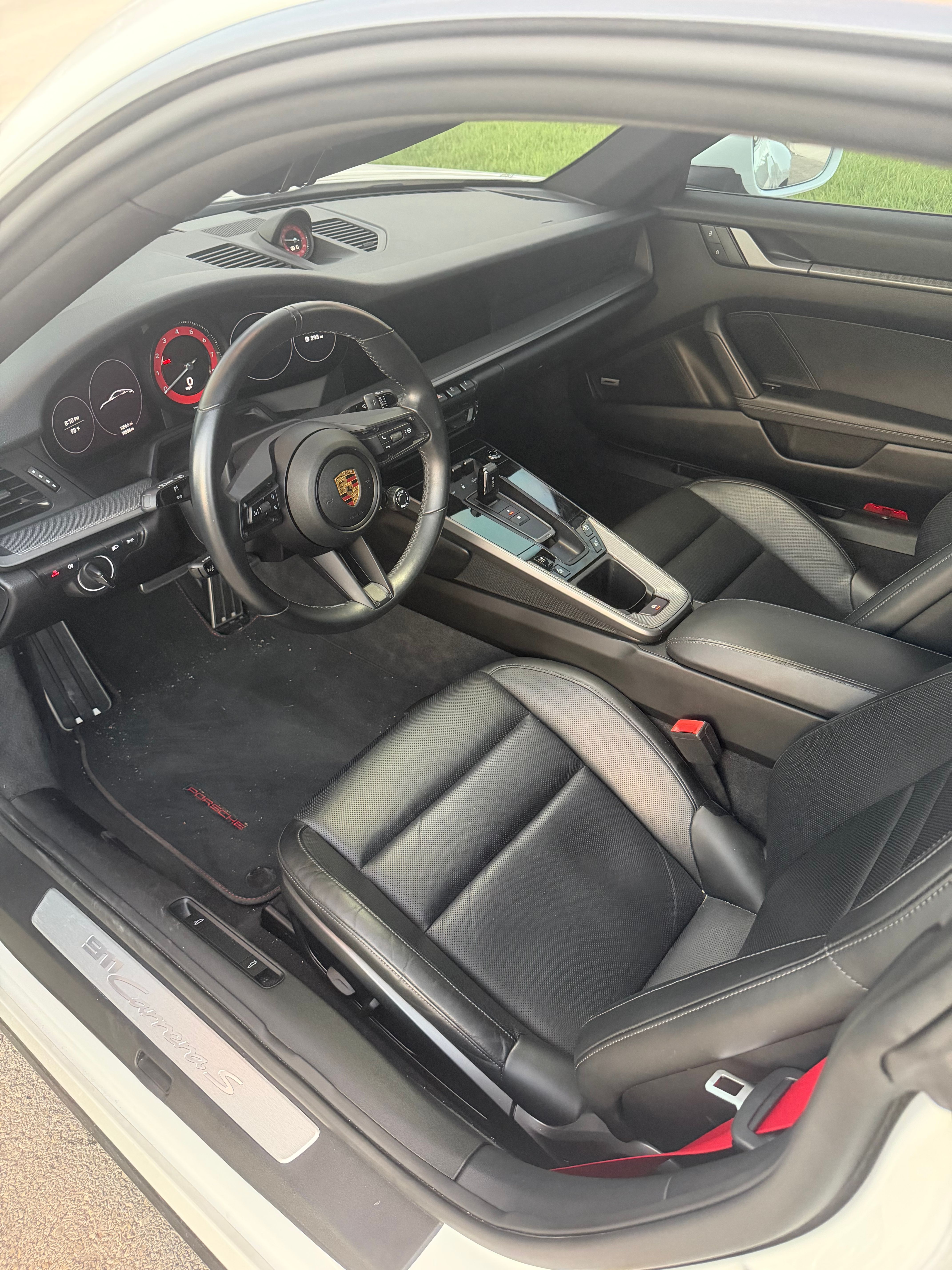 Used 2022 Porsche 911 Carrera S RWD image 9