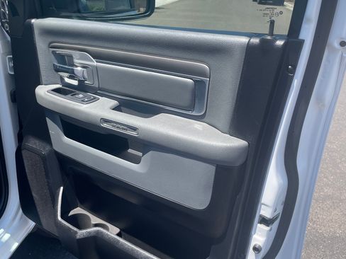 Used 2018 RAM 1500 Big Horn AWD/4WD image 2