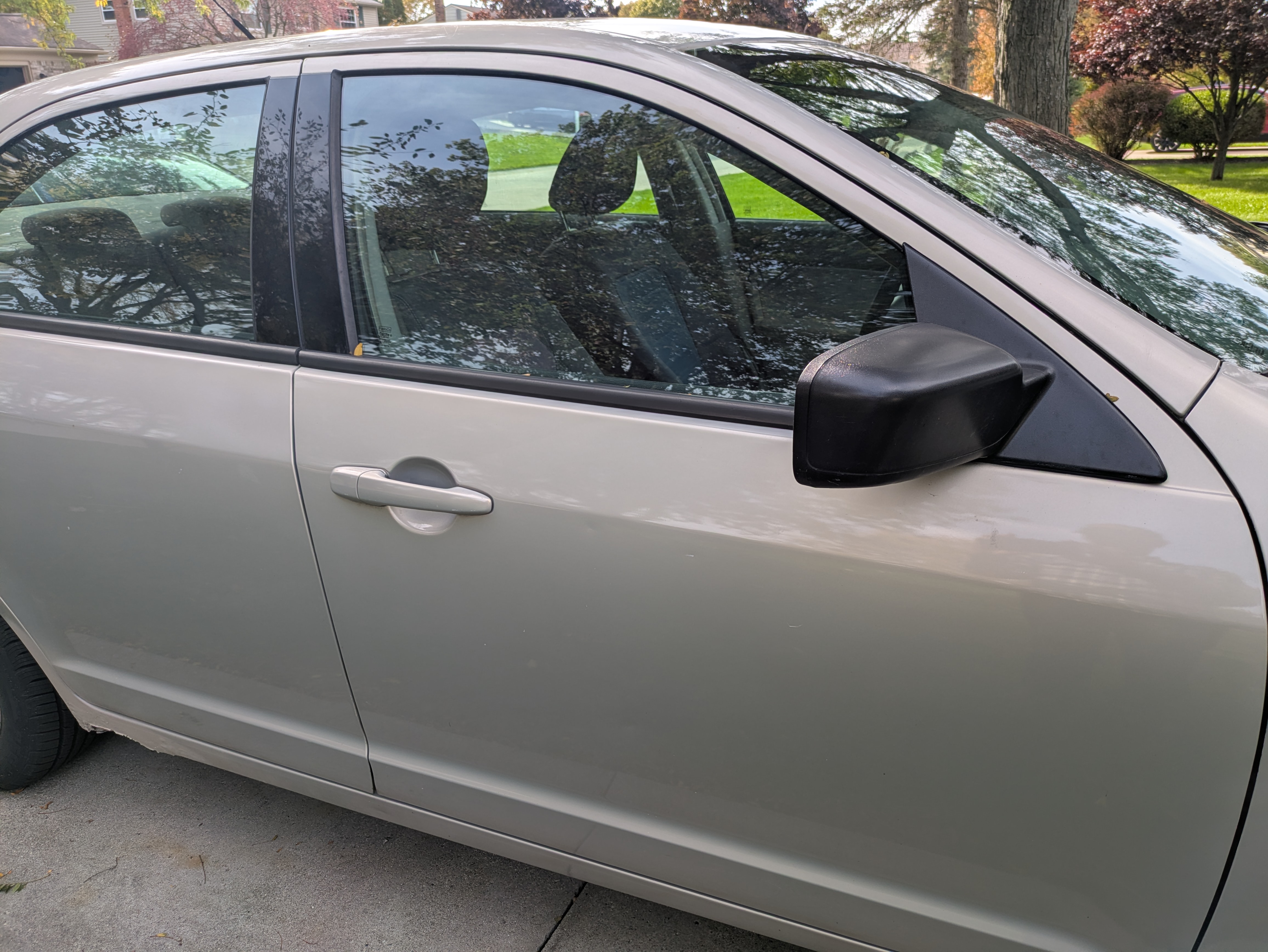 Used 2010 Ford Fusion S FWD image 19