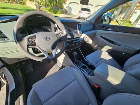 Used 2017 Hyundai Tucson SE image 11