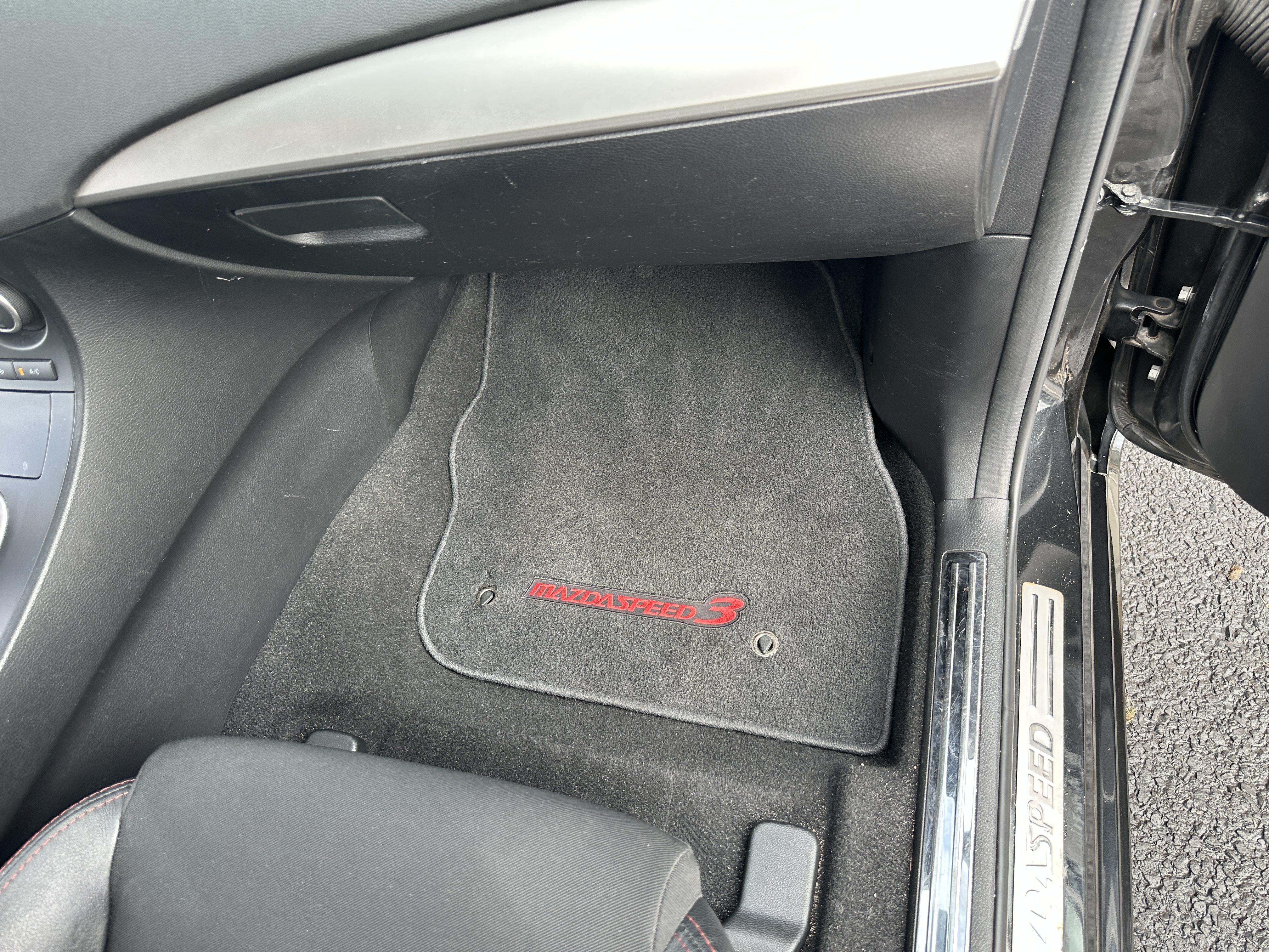 Used 2013 MAZDA MAZDA3 Touring FWD image 29